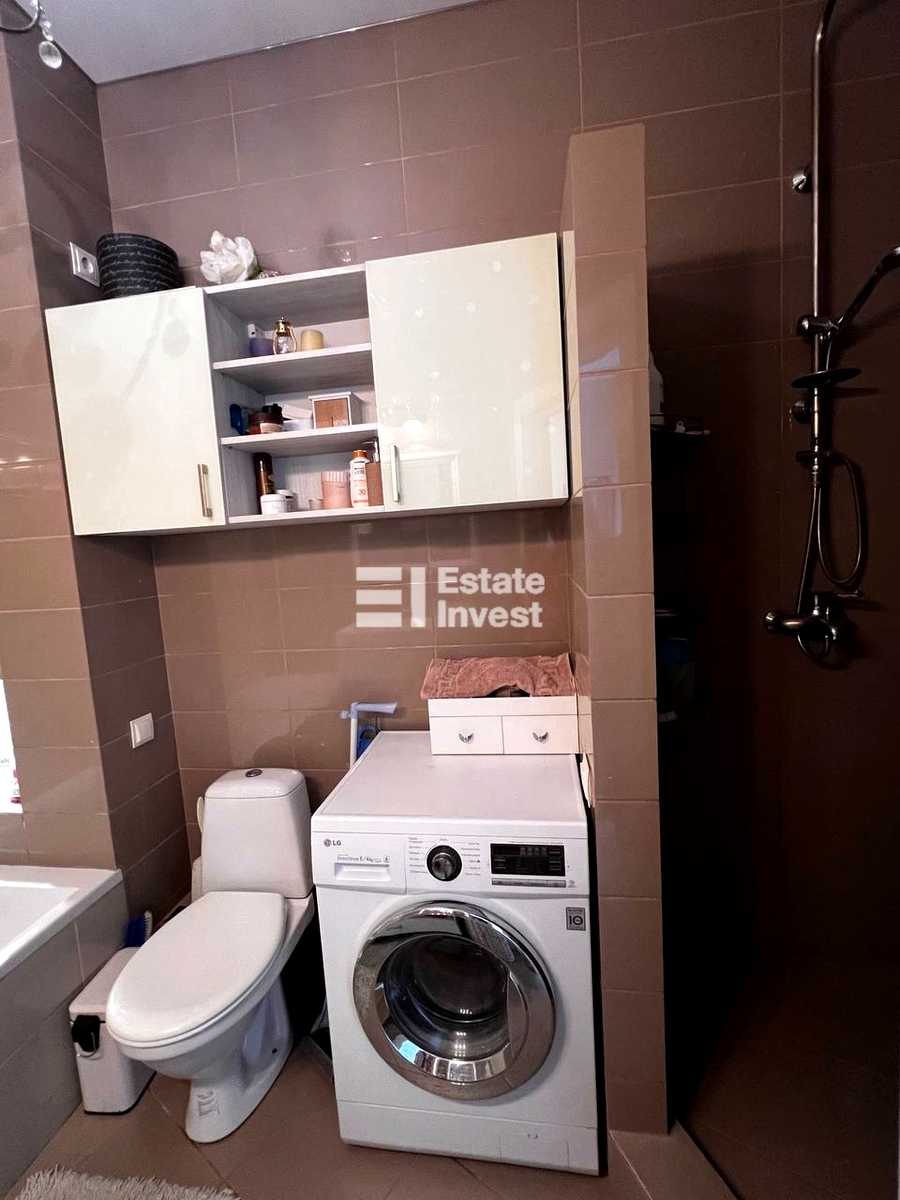 1872587487732169