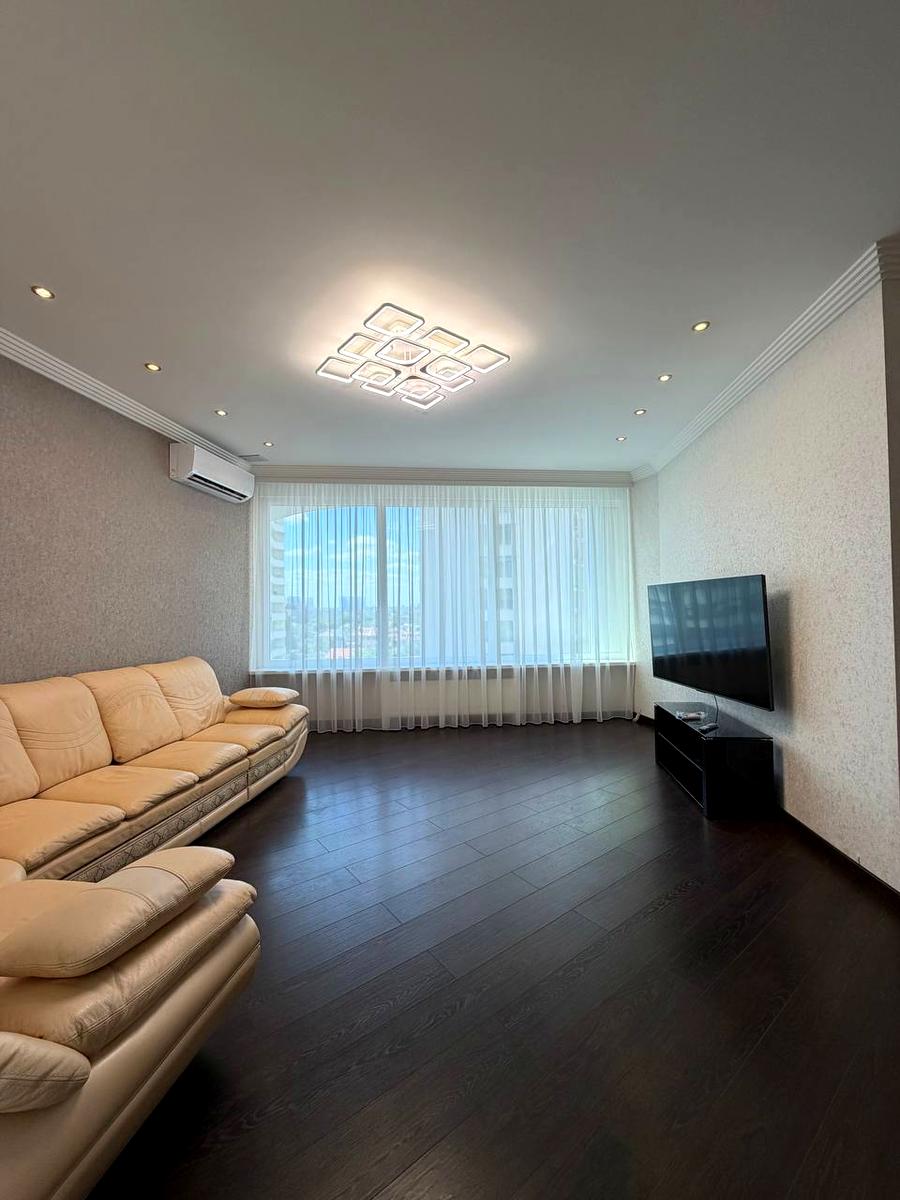 1-кімнатна квартира за адресою вул. Літературна (площа 75,4 м²) - фото 6 1-кімнатна квартира за адресою вул. Літературна (площа 75,4 м²) - Atlanta.ua - фото 6
