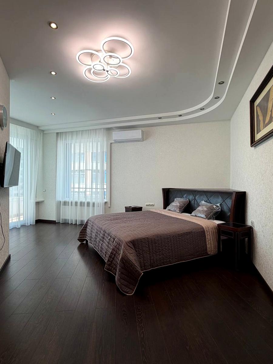 1-кімнатна квартира за адресою вул. Літературна (площа 75,4 м²) - фото 4 1-кімнатна квартира за адресою вул. Літературна (площа 75,4 м²) - Atlanta.ua - фото 4