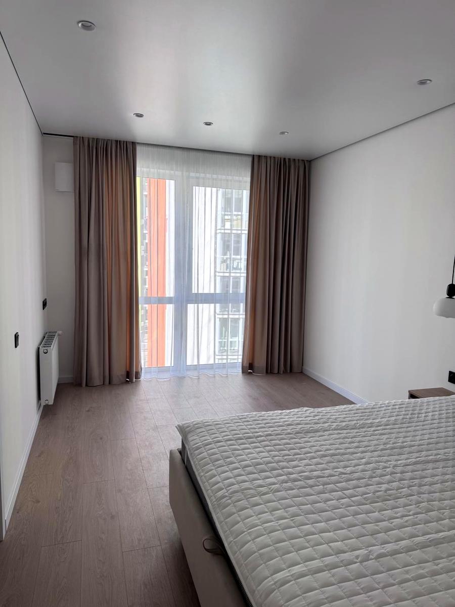 1872596565450297