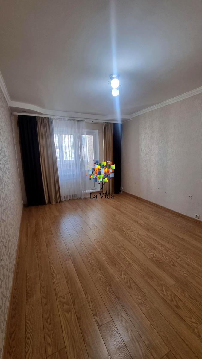 1872597147979557