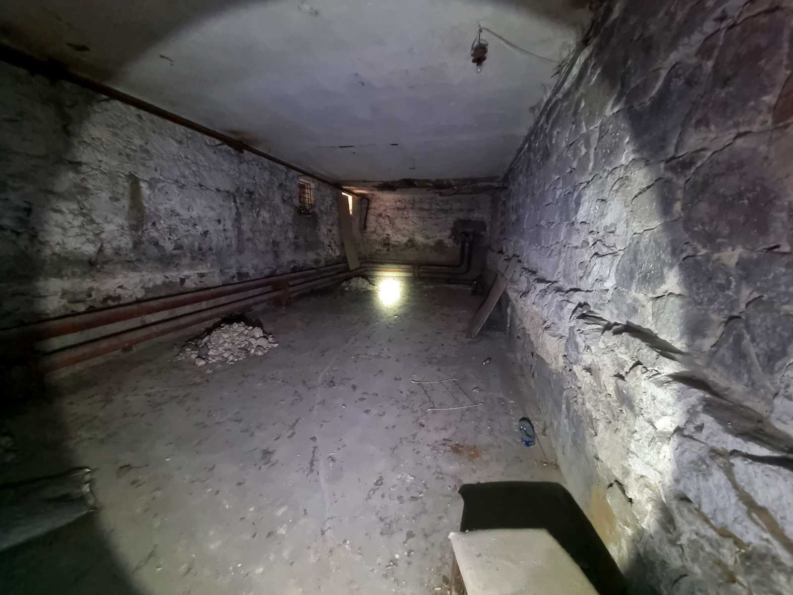 1872597153455567