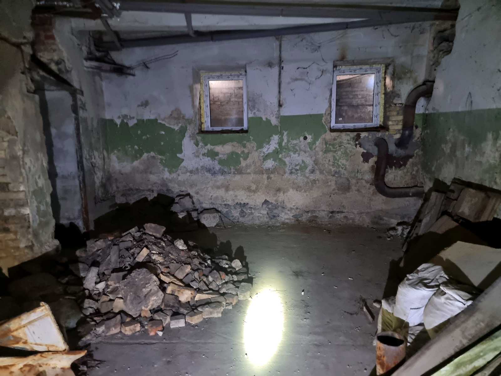 1872597155813058