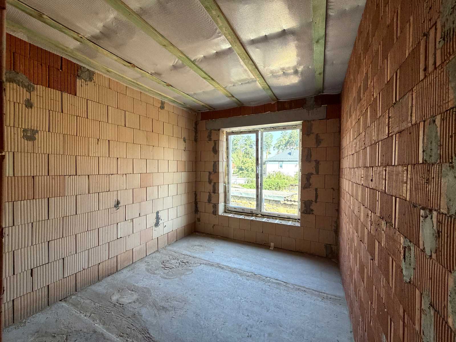 1872612197561685