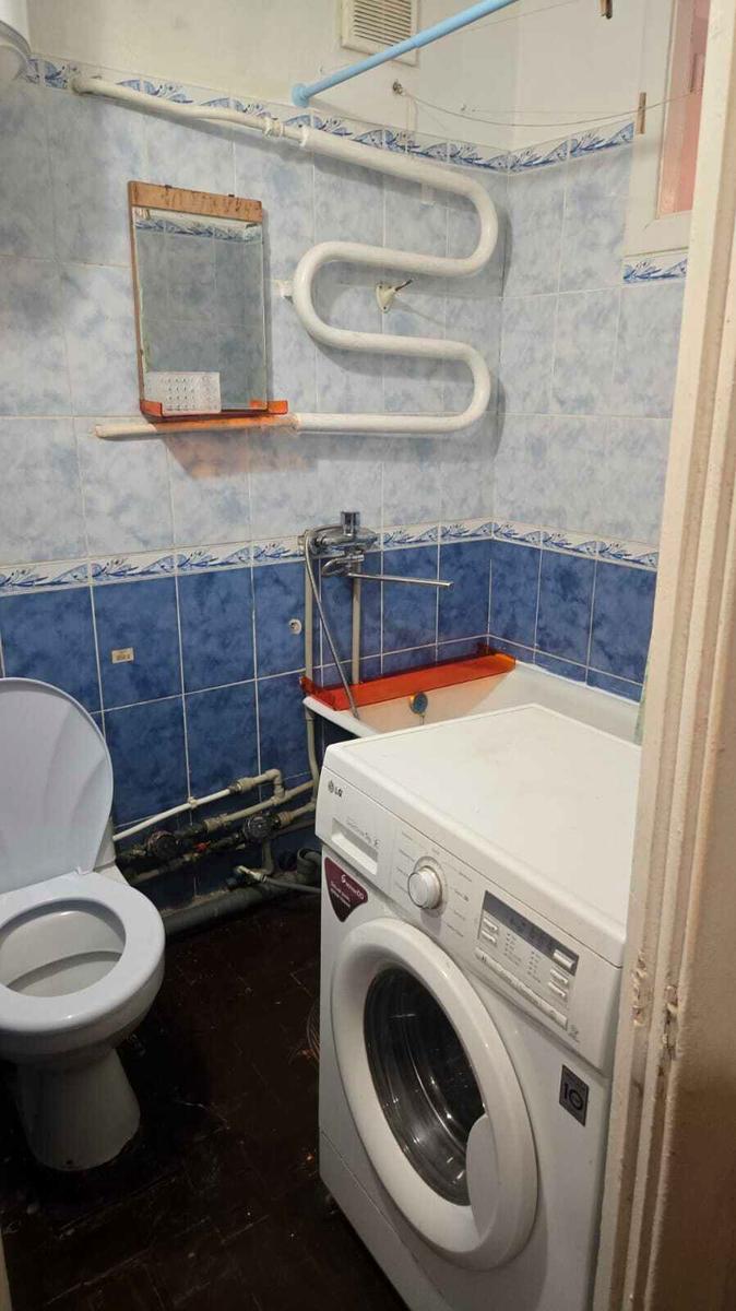 1872629019713410