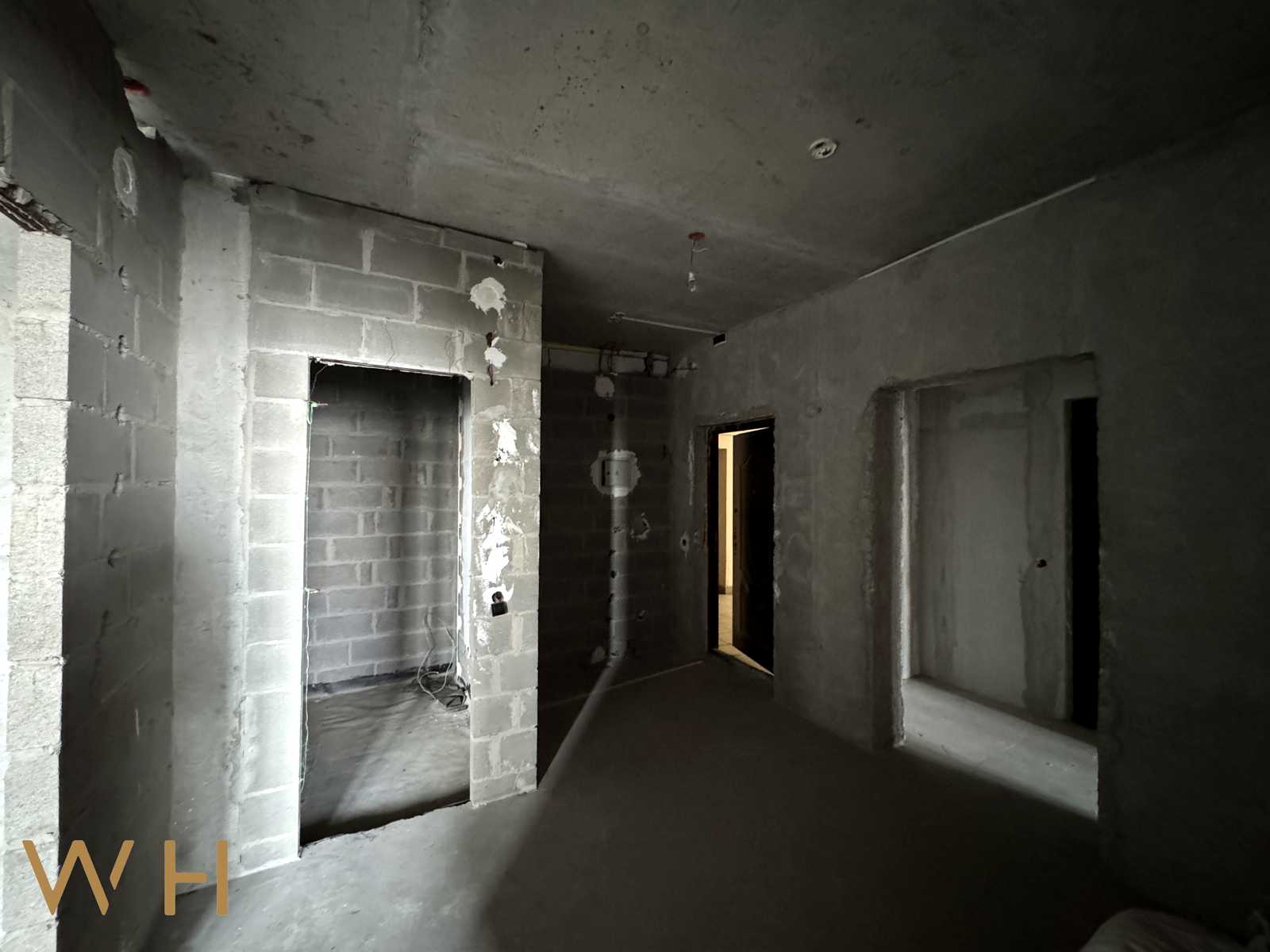 1872656810670039