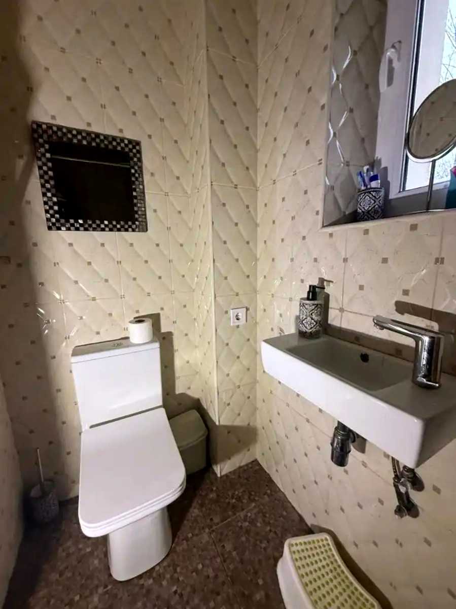 1872661864673419