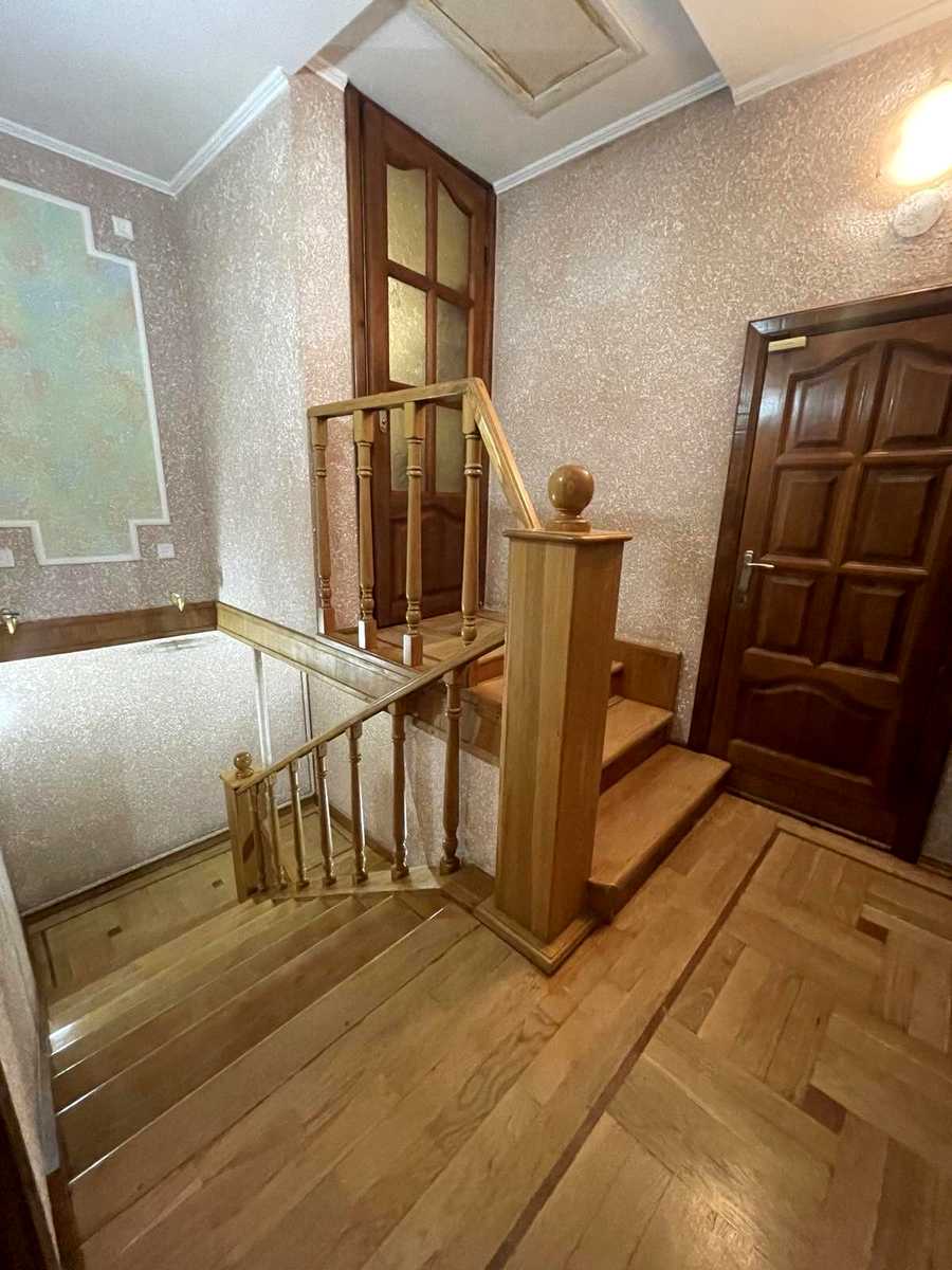 1872664326257125