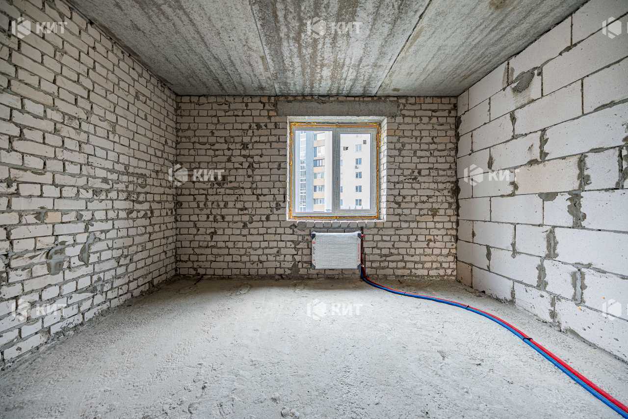 1872666010723452