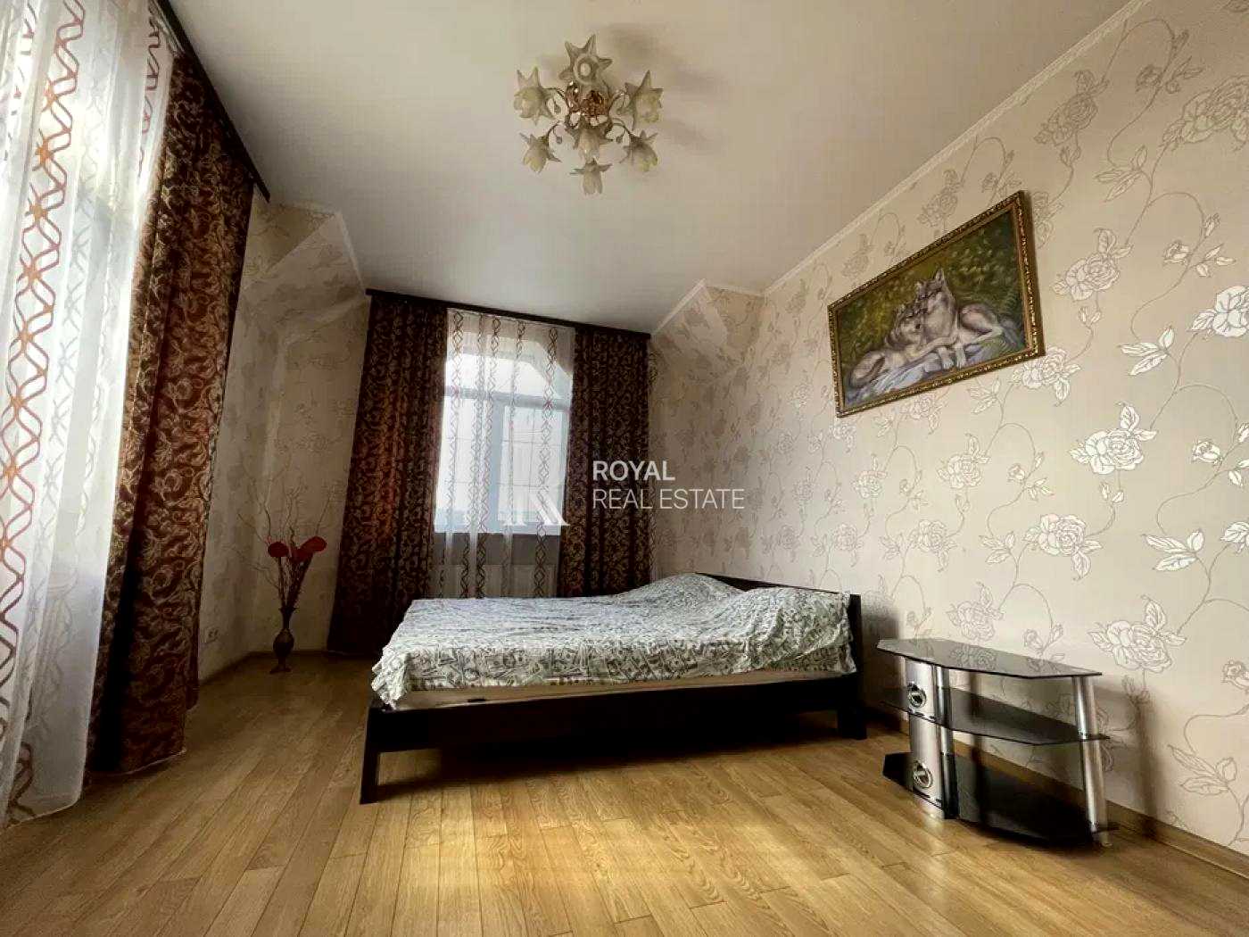 1872667007974885