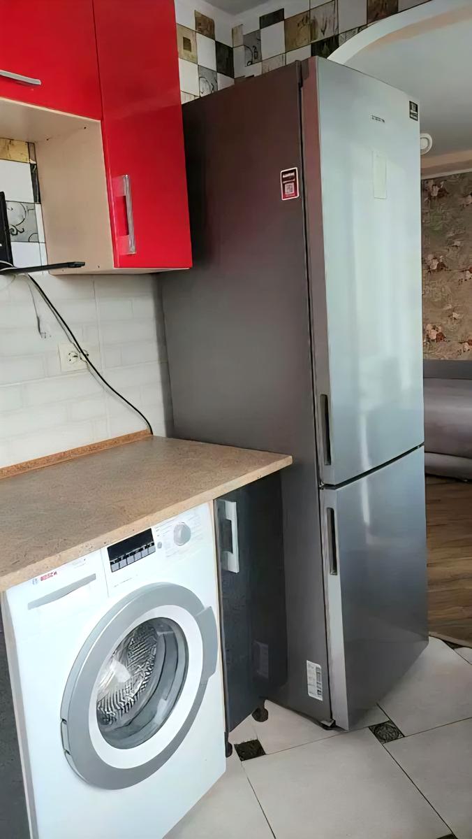 1872672136669301
