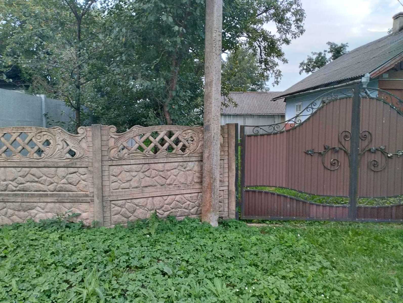 1872672833569896