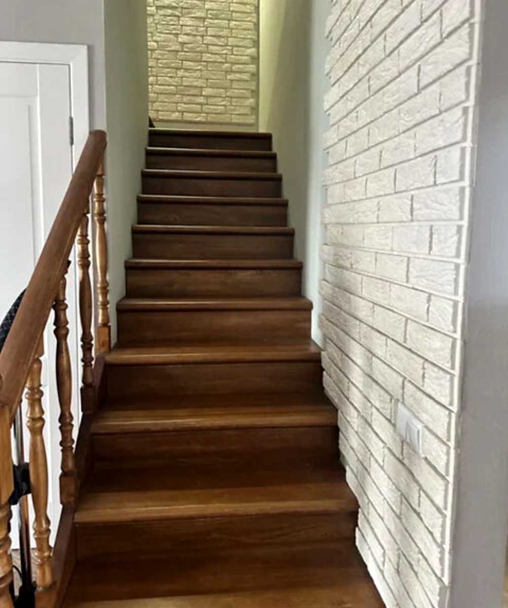1872673907856212