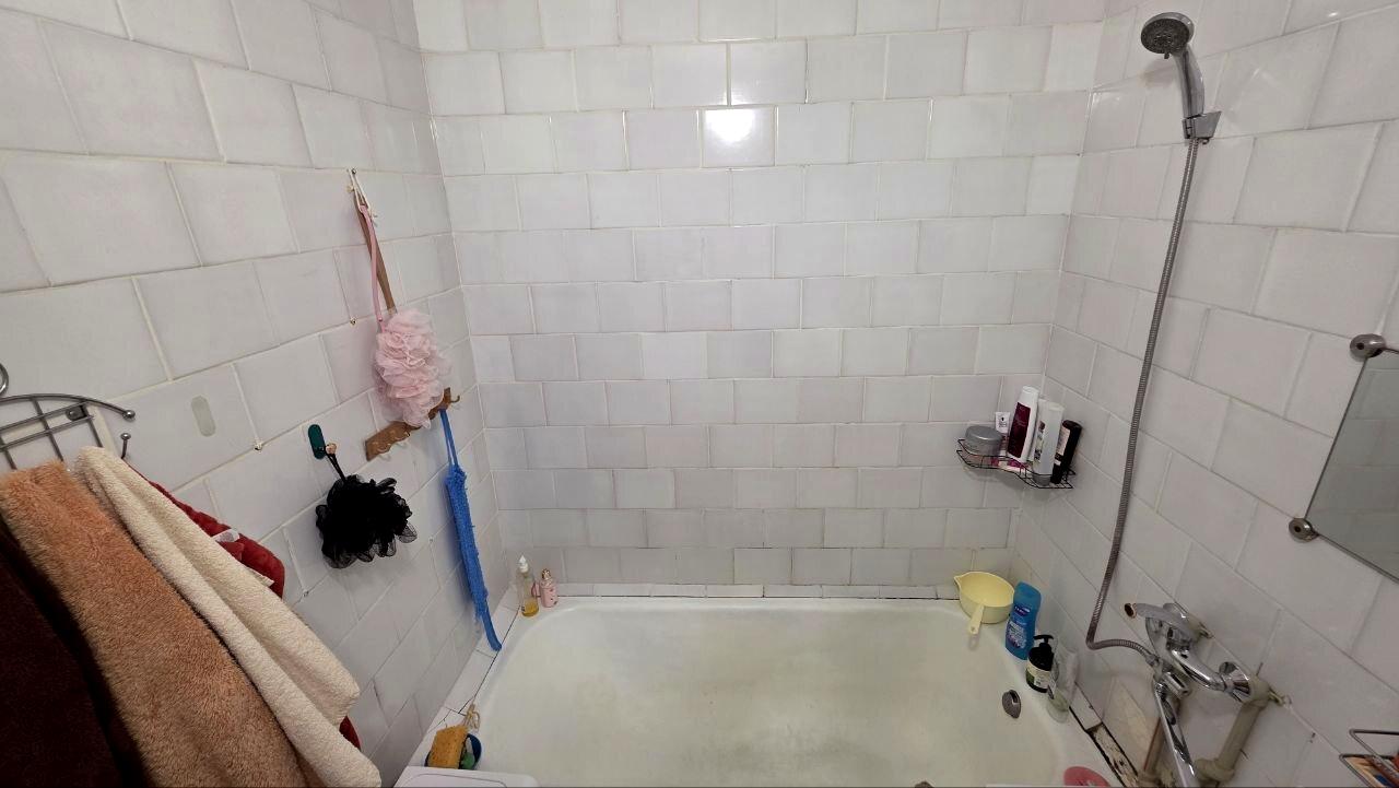 1872674109029949