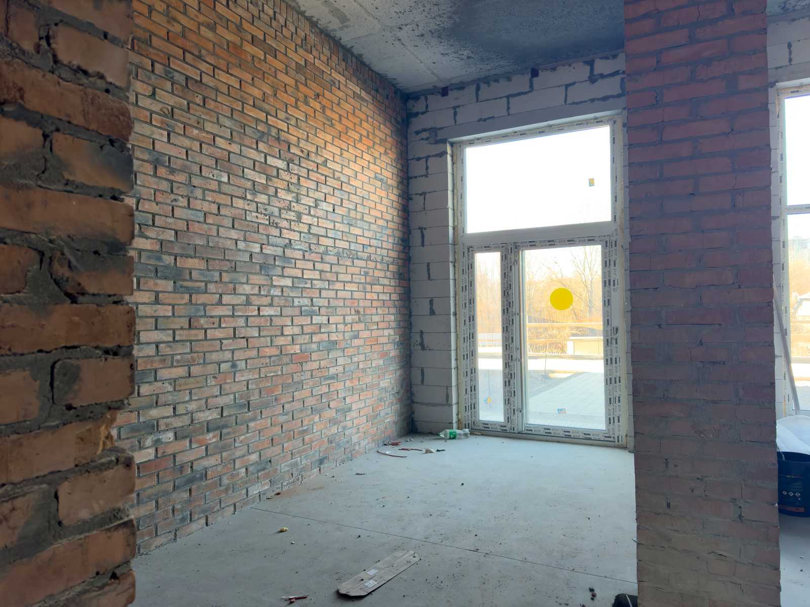 1872677300365869