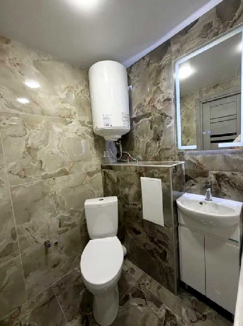 1872677611024083