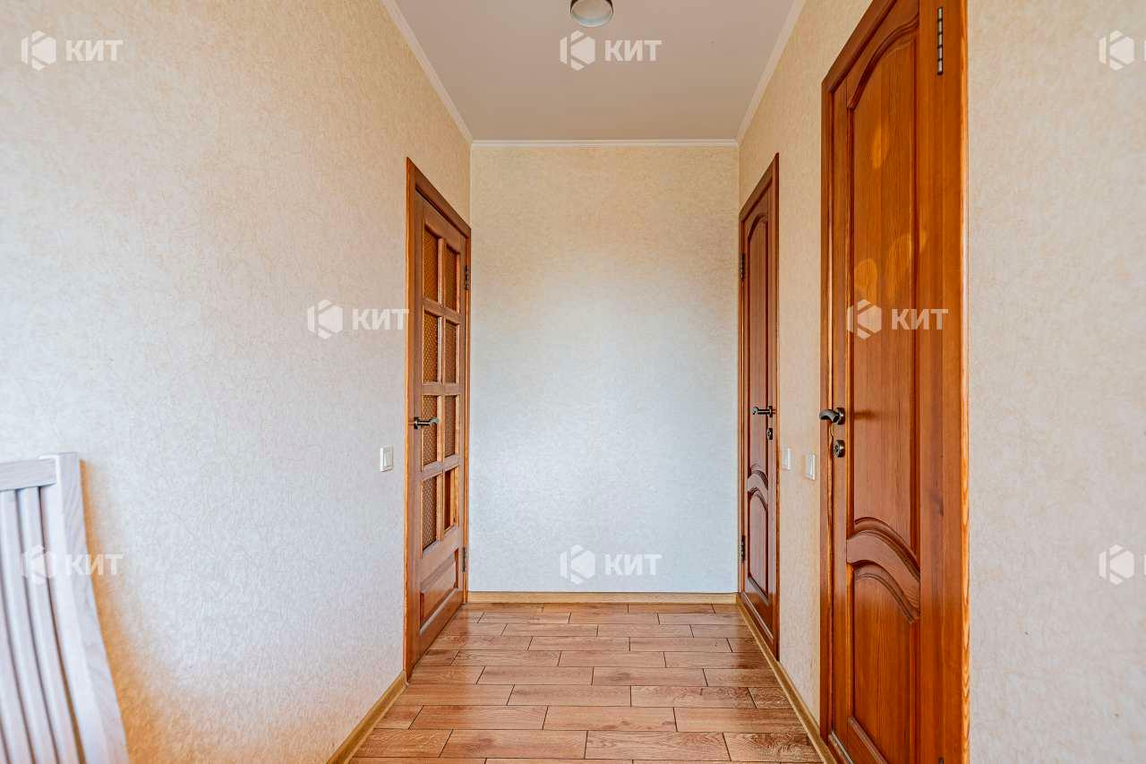 1872682730324864
