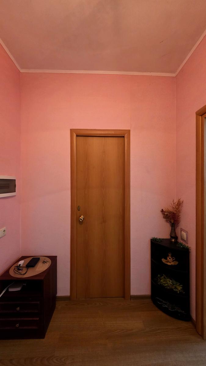 1872683750733703