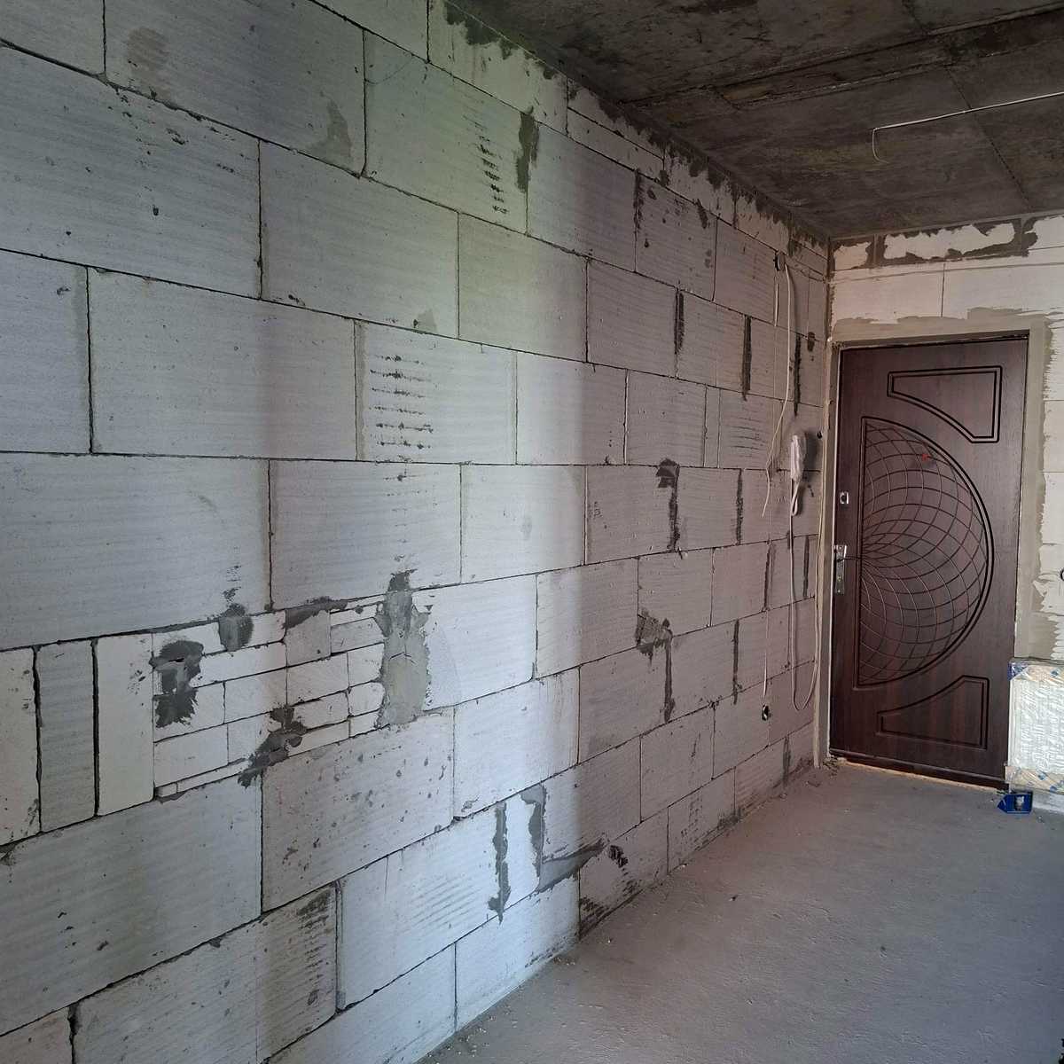 1872685395245125
