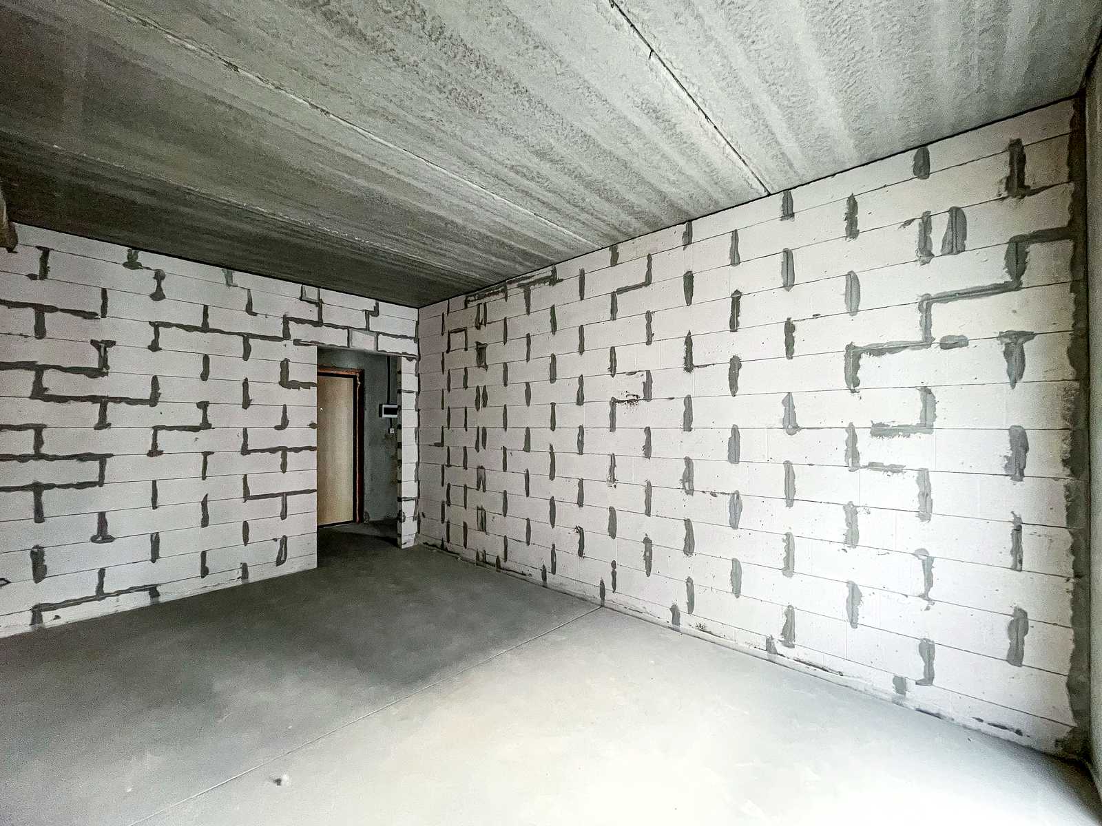 1872687024511850
