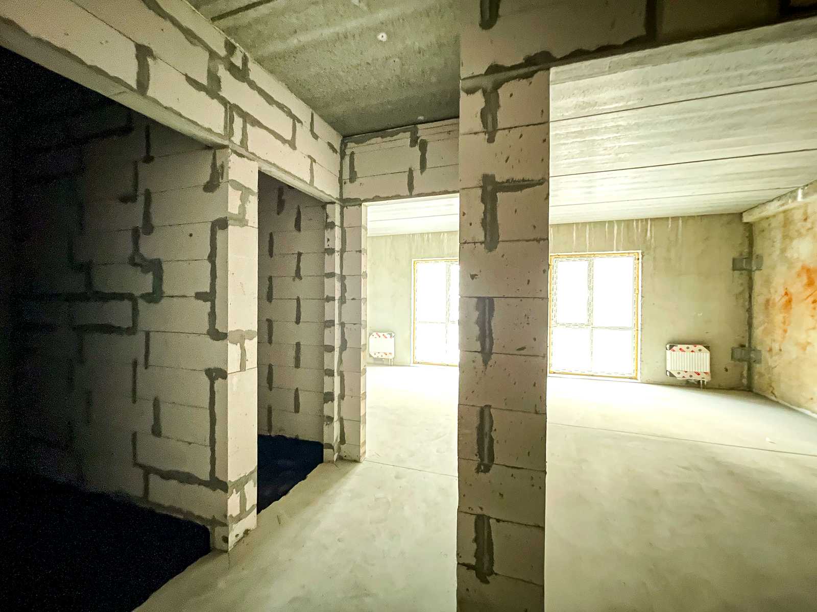 1872687034567929