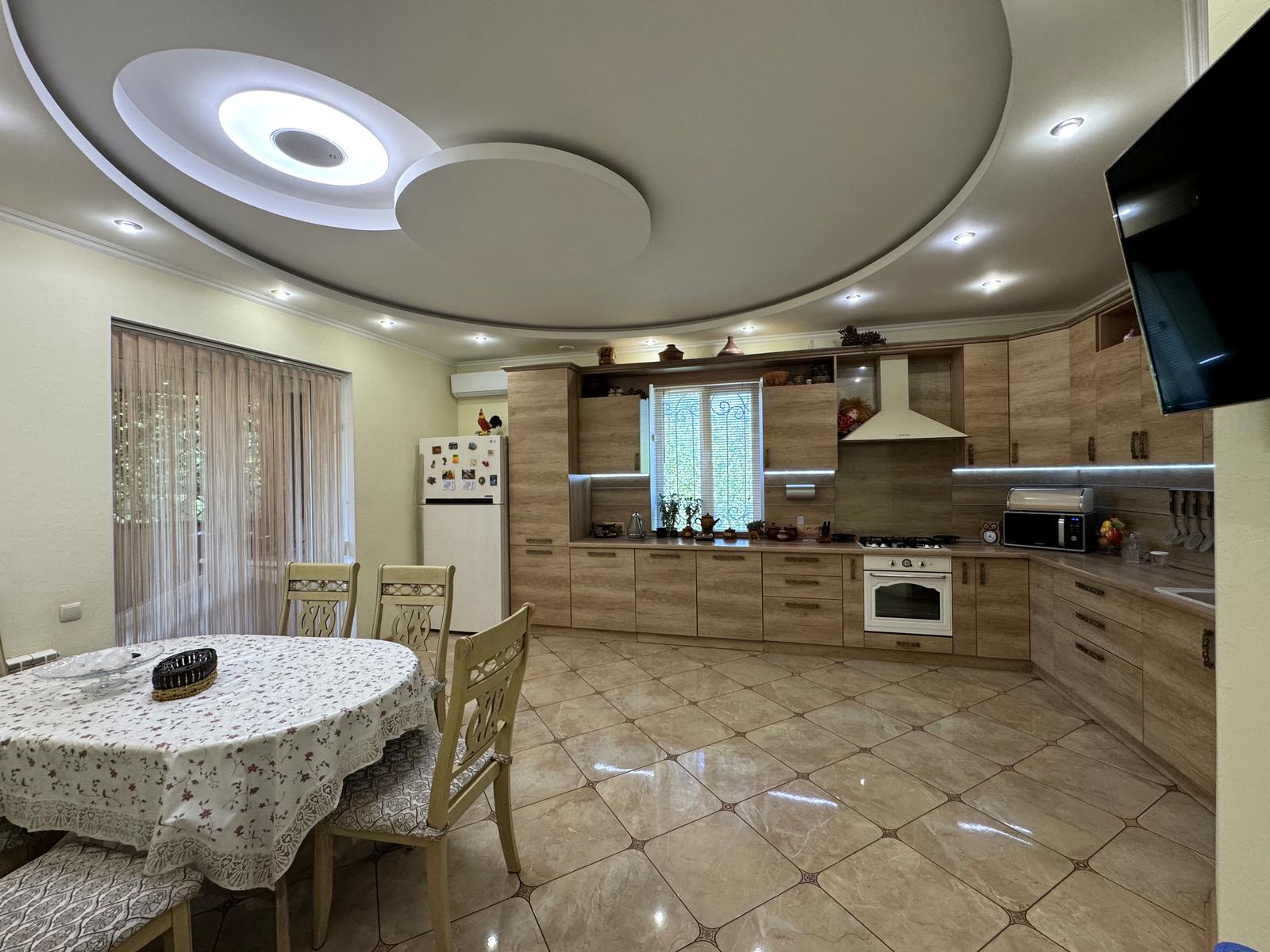 Будинок за адресою вул. Педагогічна (площа 450 м²) - фото 14 Будинок за адресою вул. Педагогічна (площа 450 м²) - Atlanta.ua - фото 14