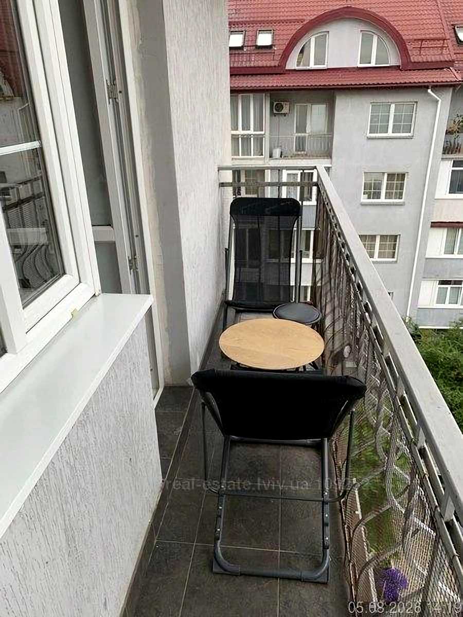 1872691270402662