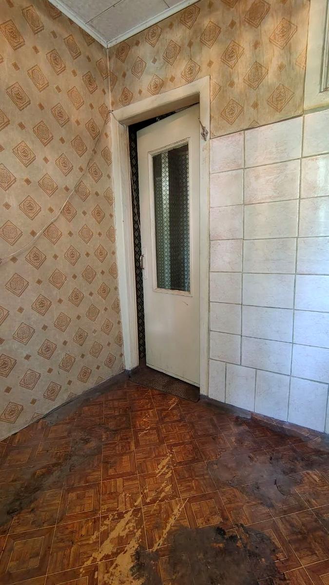 1872695587750475