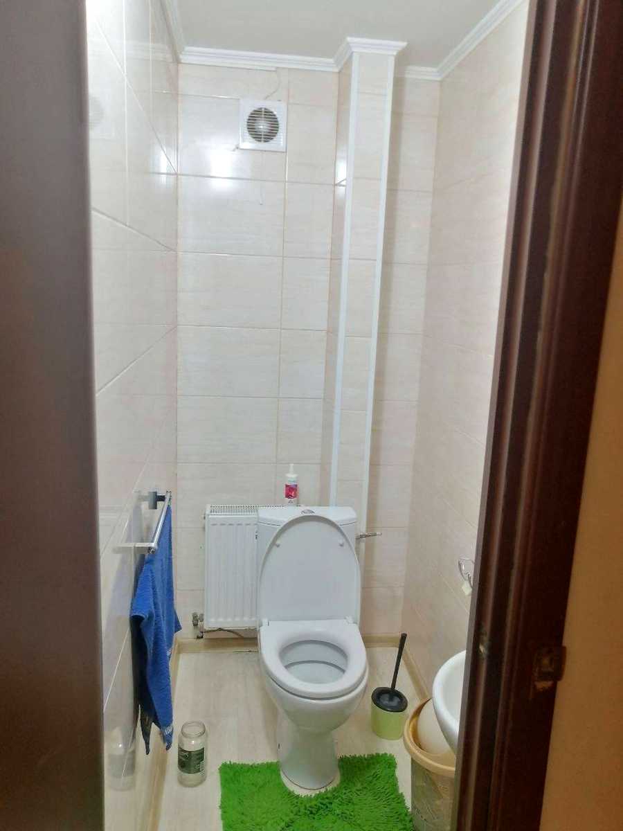 1872702105855678