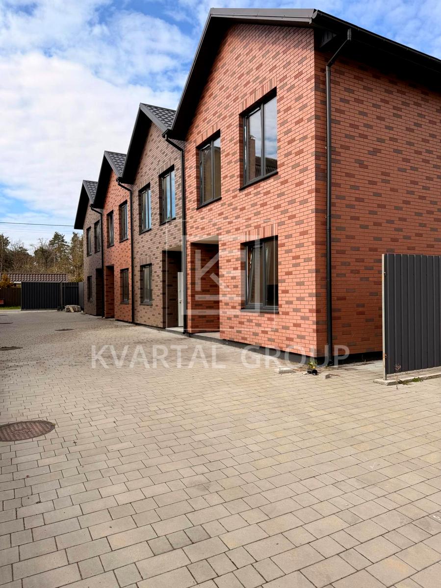 1872708618501215