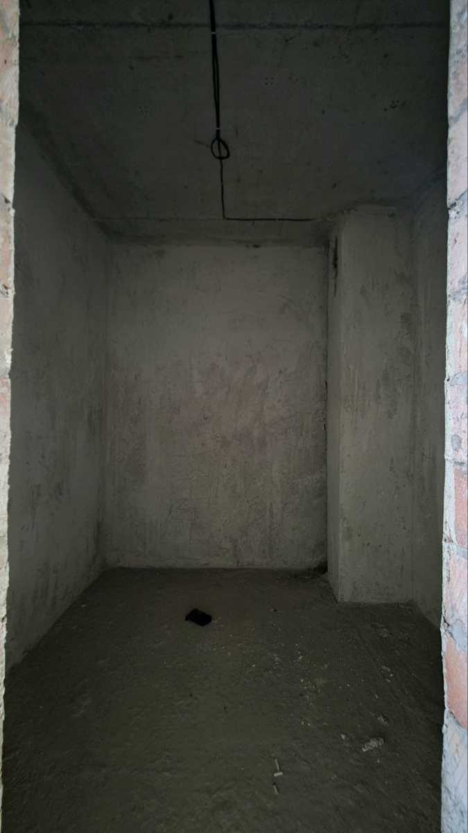 1872725776319707