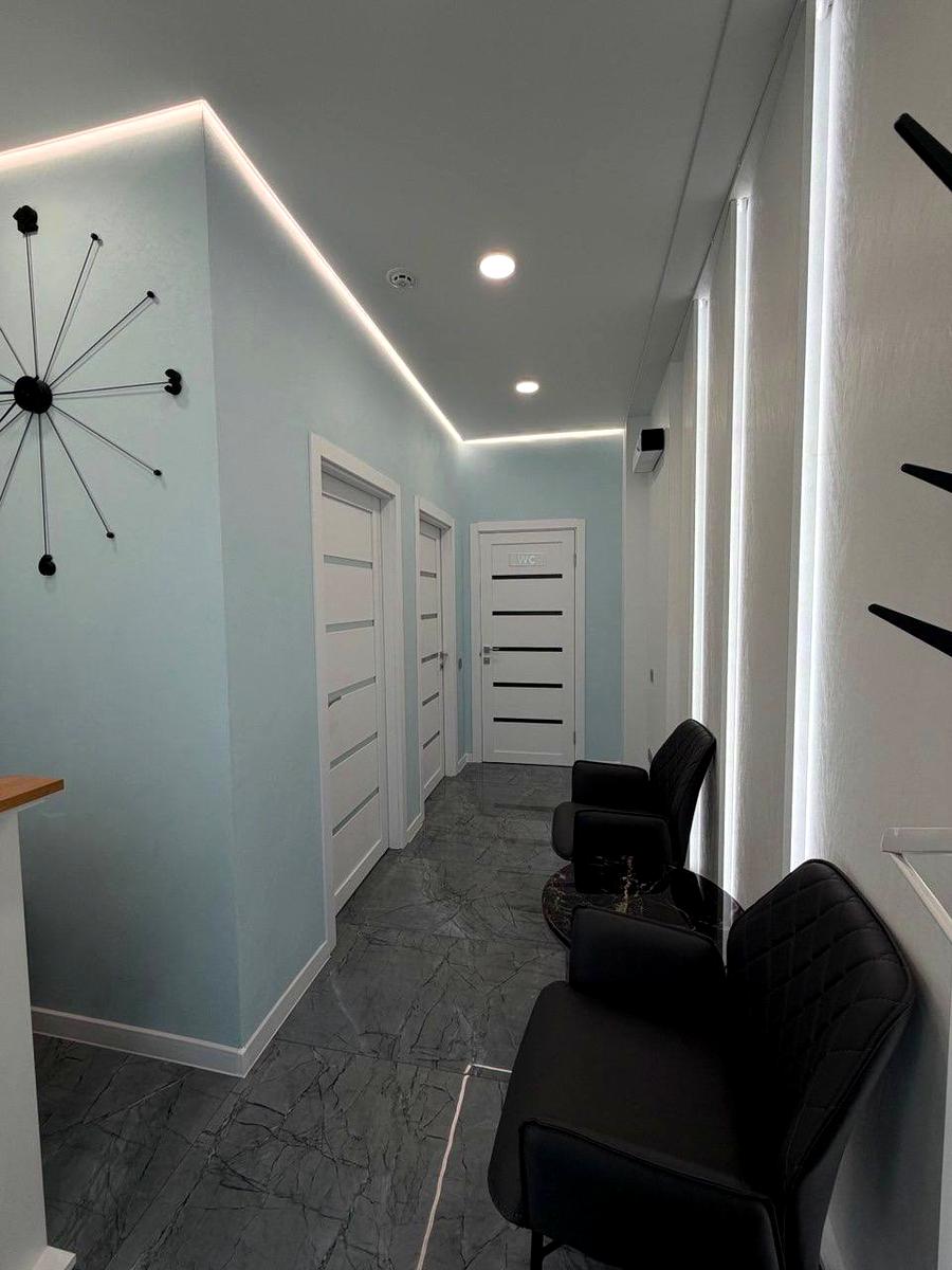 1872753872165660