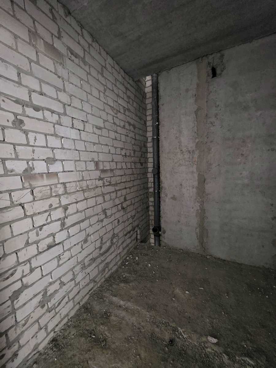 1872765768058422