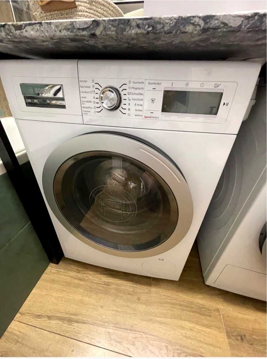 1872766092307974