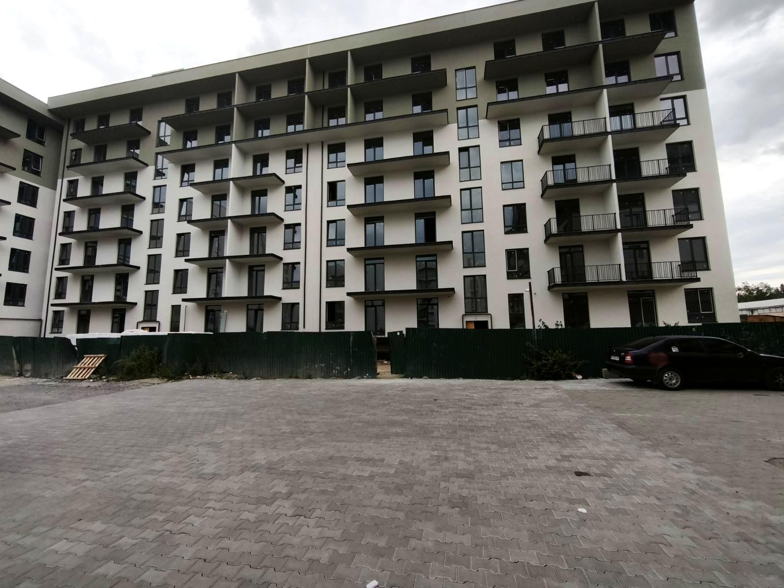 1872766306524181