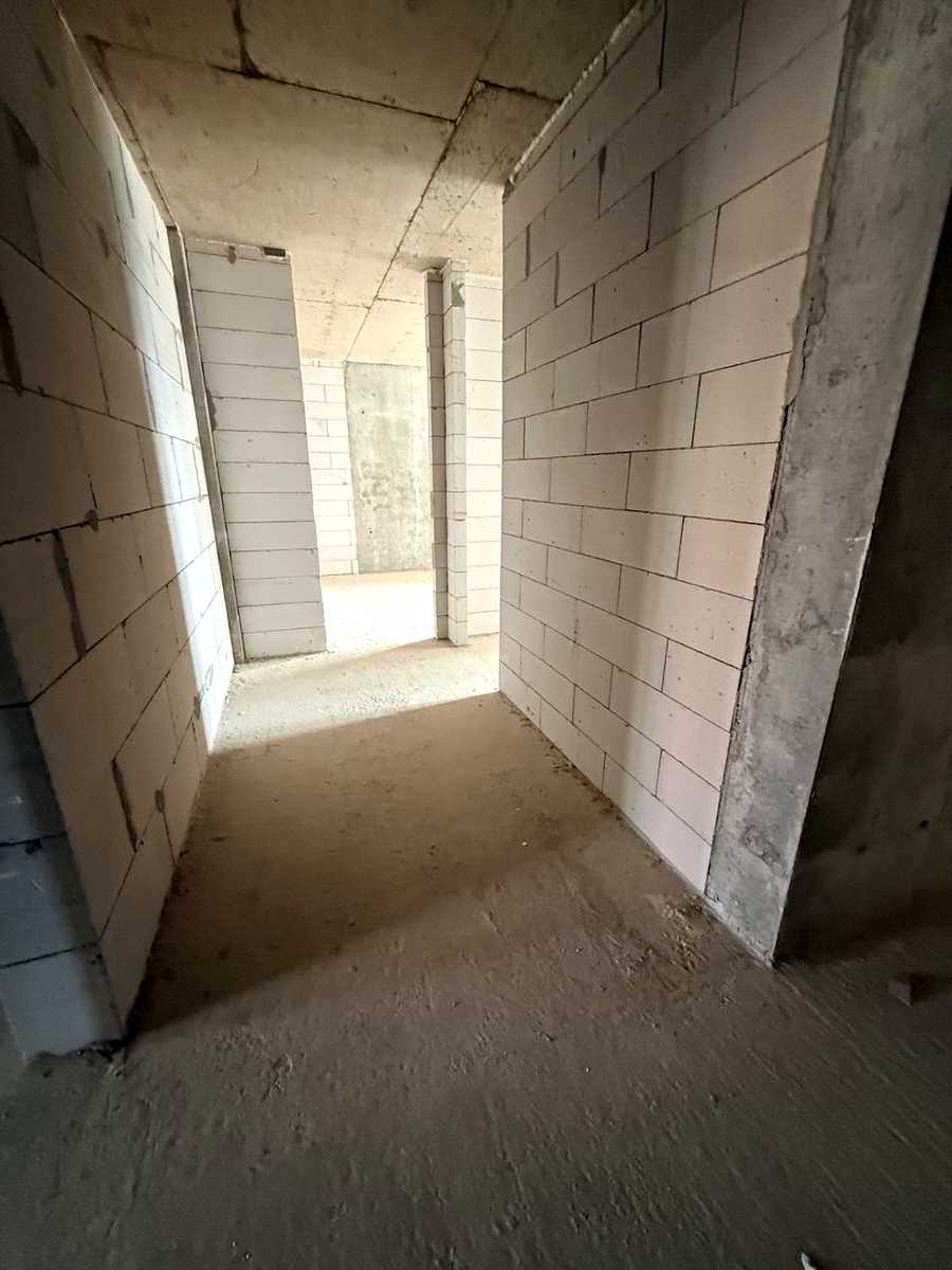 1872766822116330