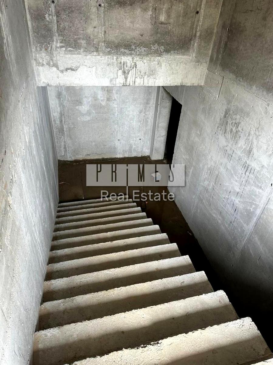 1872767897885446