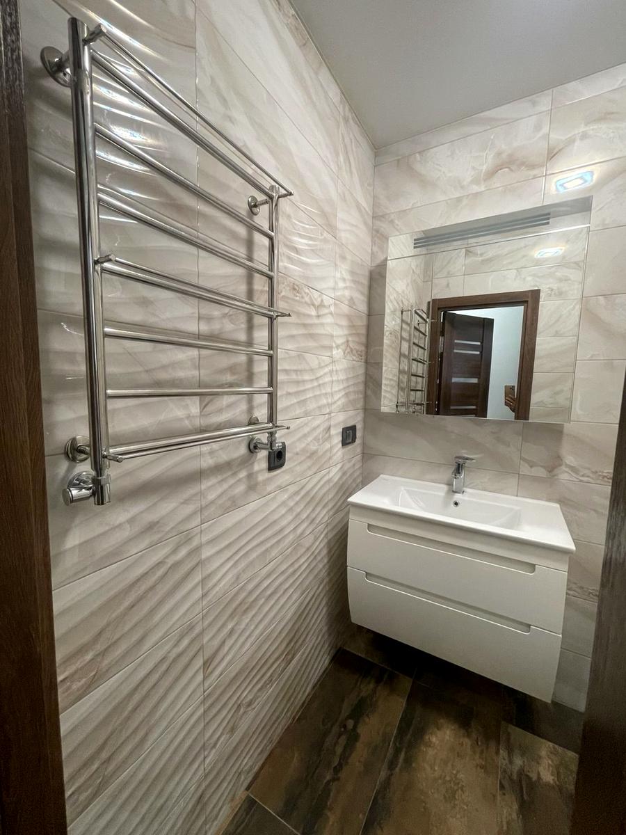 1872768588499199