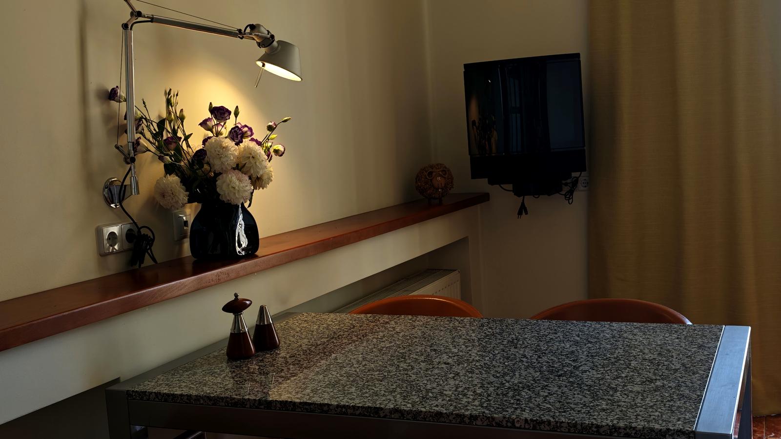1872770034439094