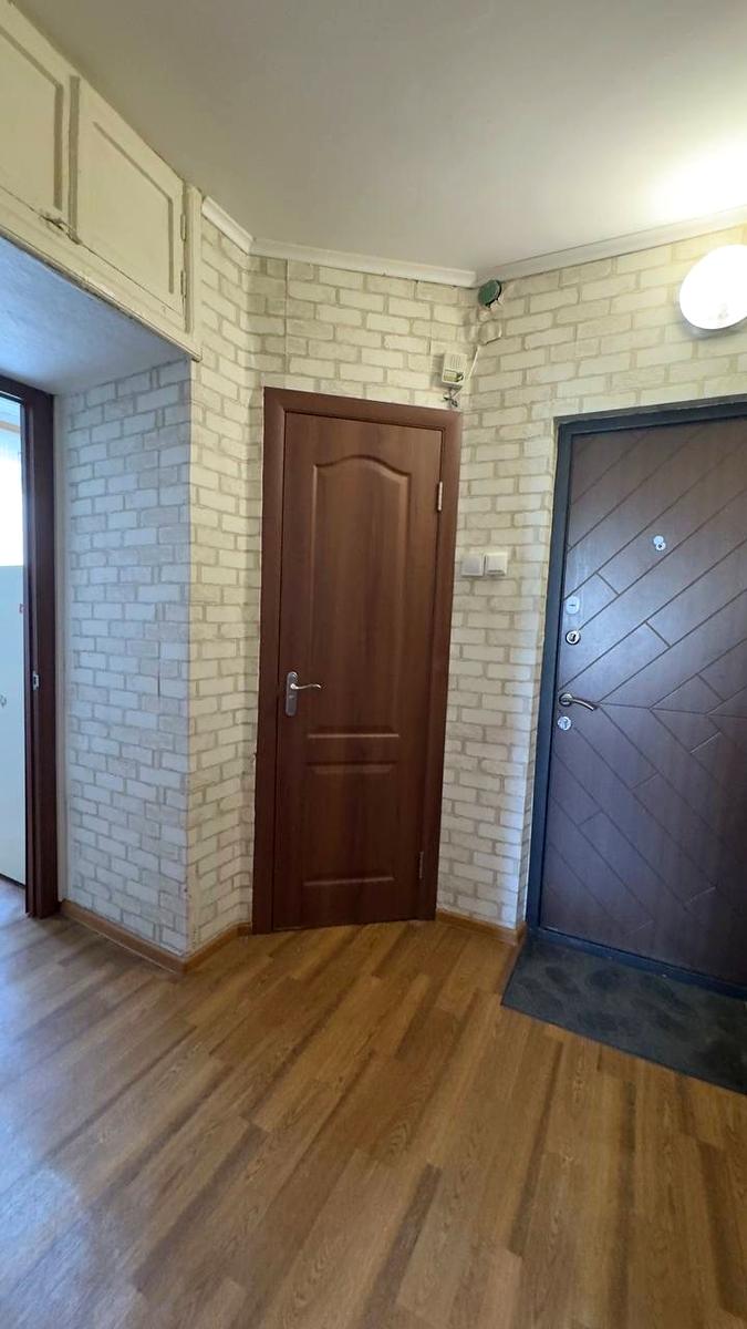 1872771145039796