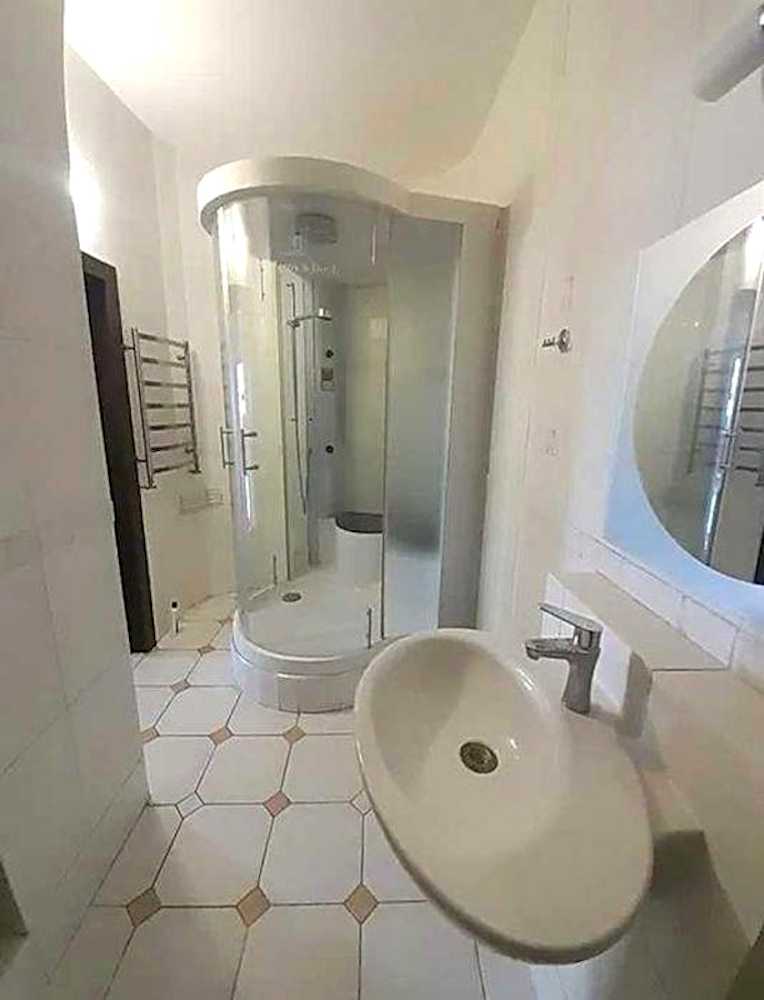1872773764977532