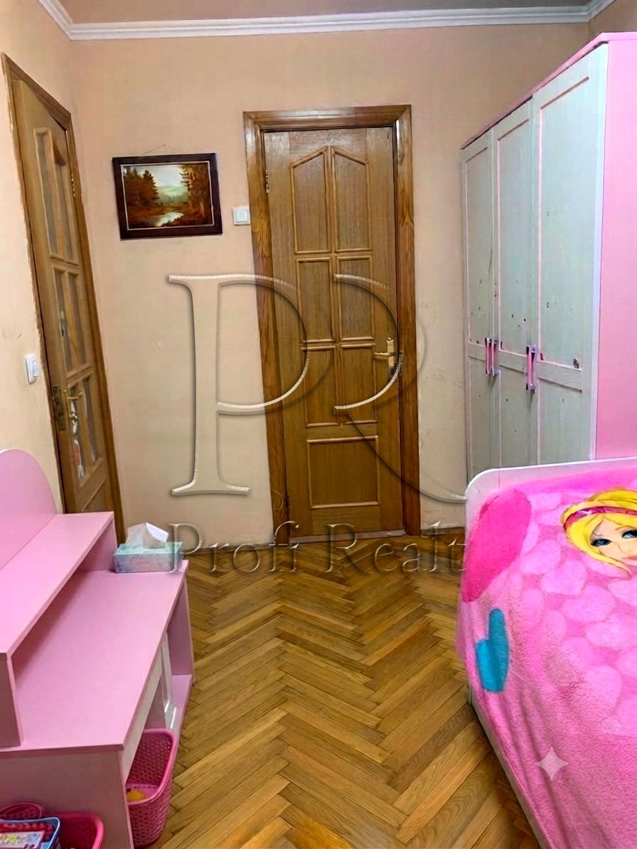 1872775000335114
