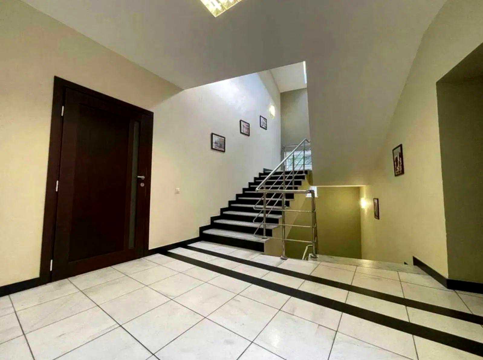 1872775209227962
