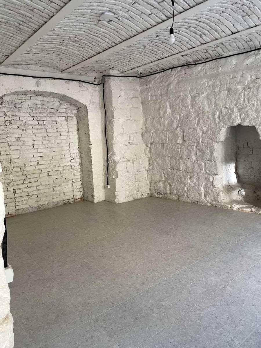 1872775636167880