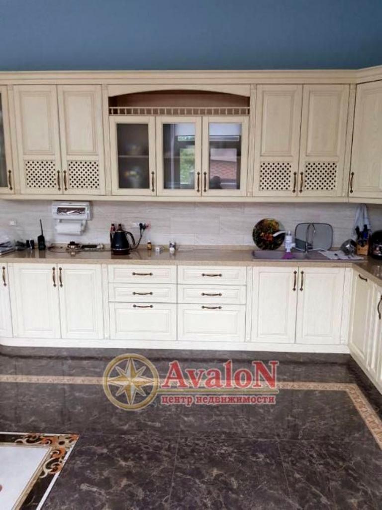 Дом по адресу (площадь 450 м²) Дом по адресу (площадь 450 м²) - Atlanta.ua
