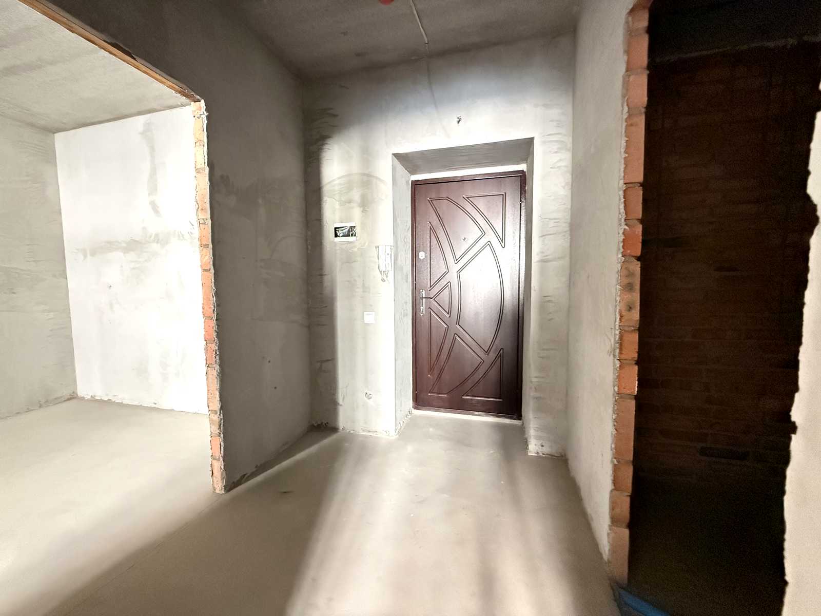 1872777809412298