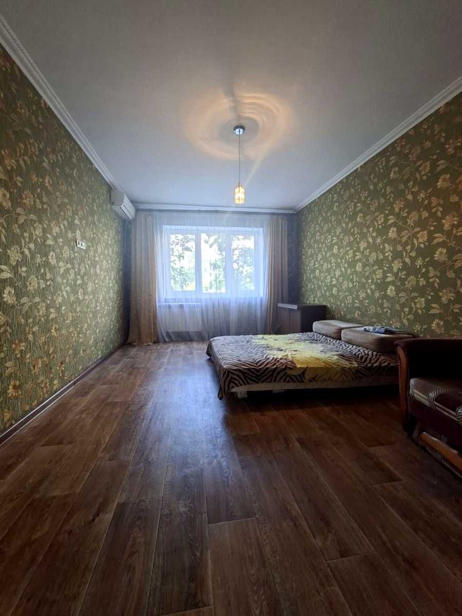 1872779426762513