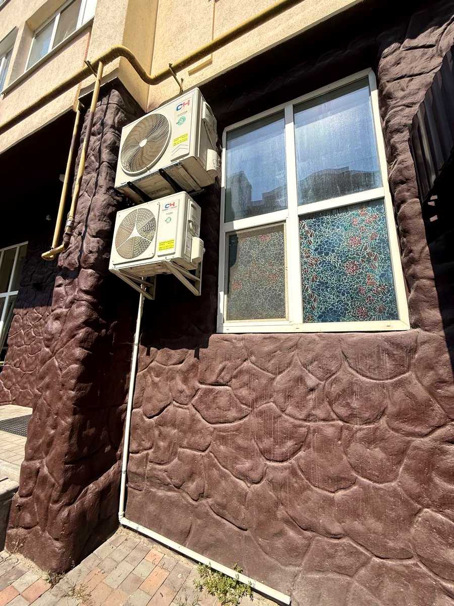 1872779493931437