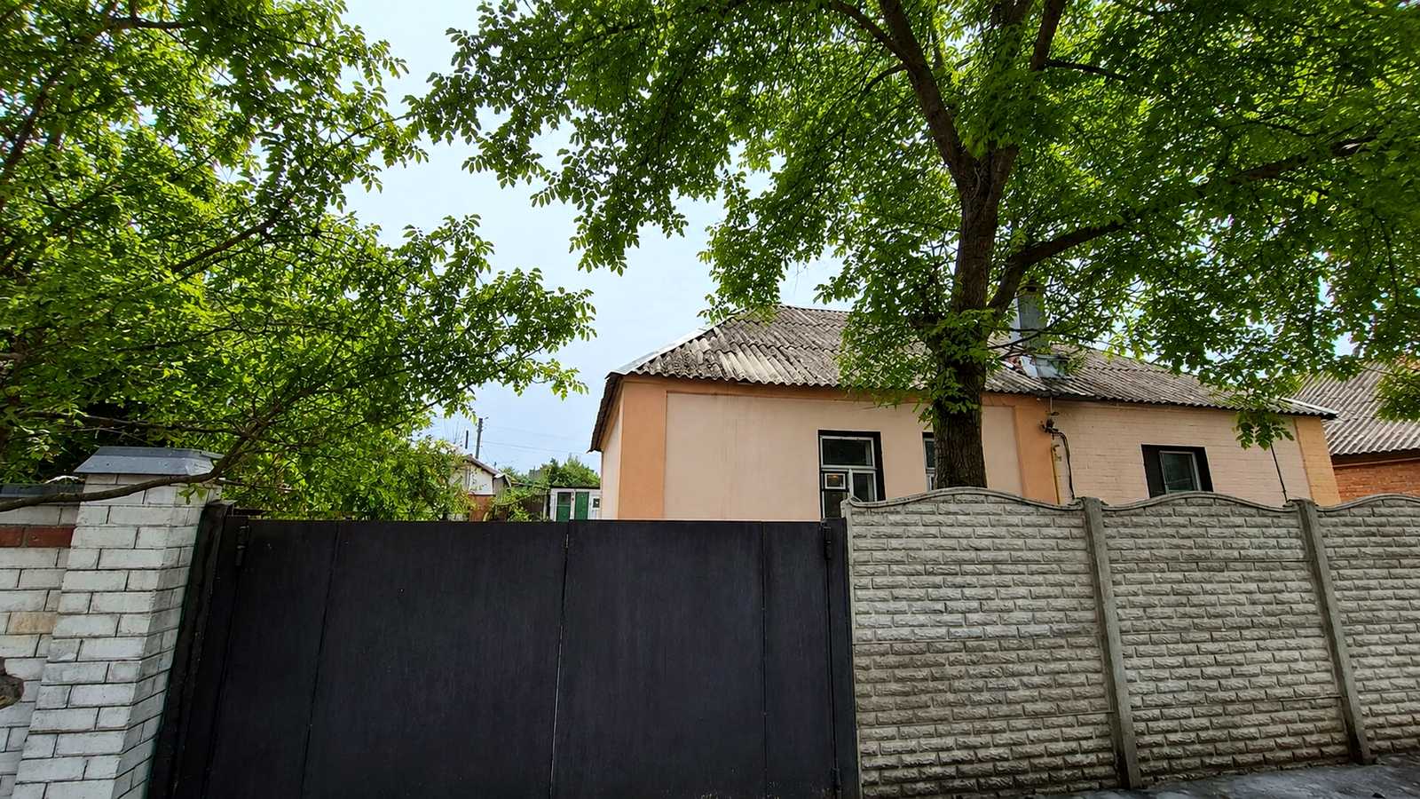 1872782498379904