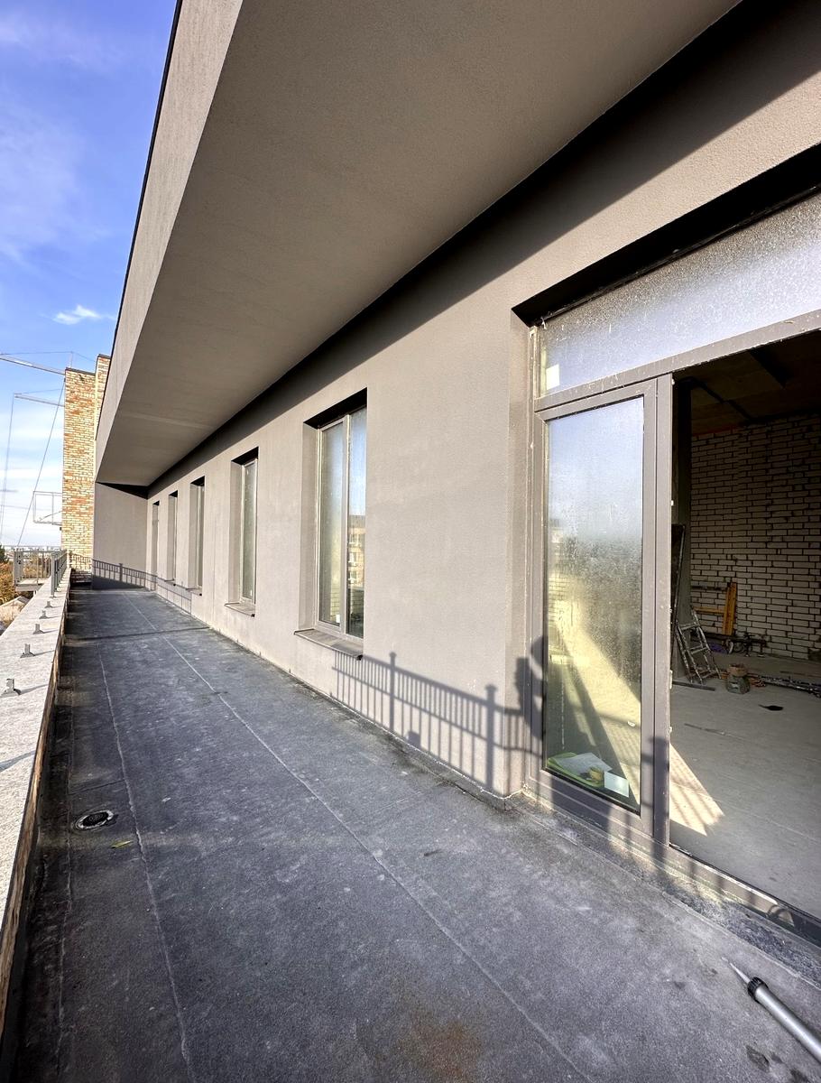 1872782688309998